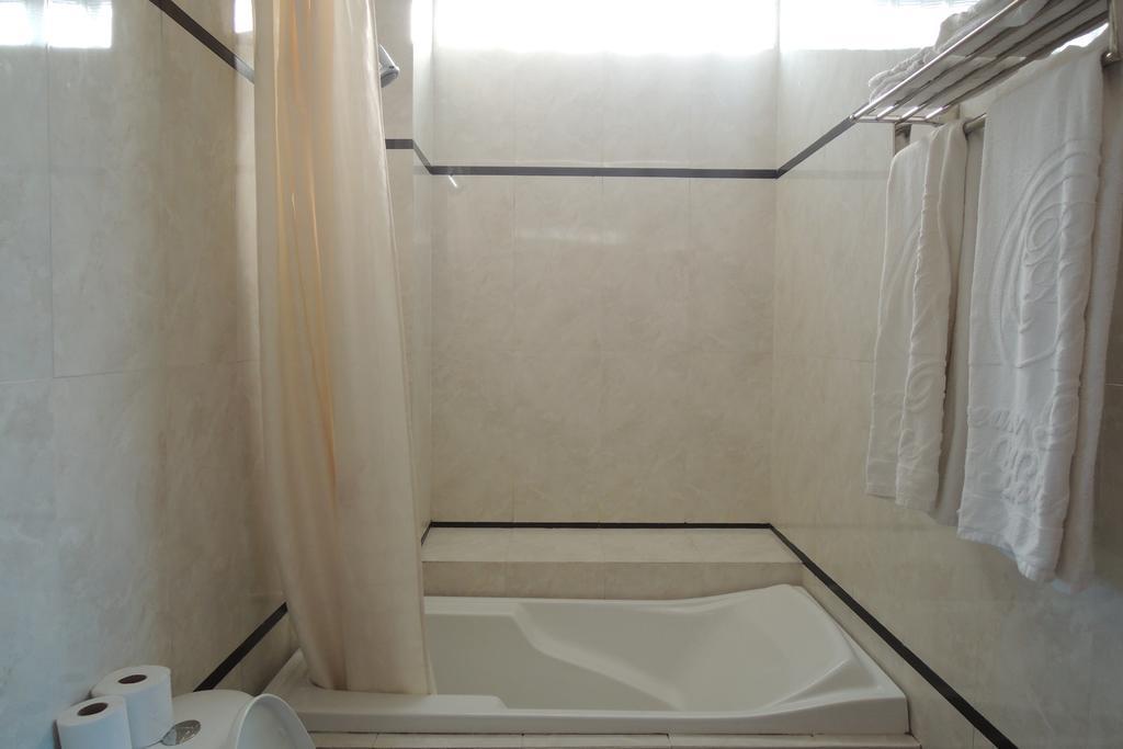 Ocean Bay Hotel Nha Trang Zimmer foto
