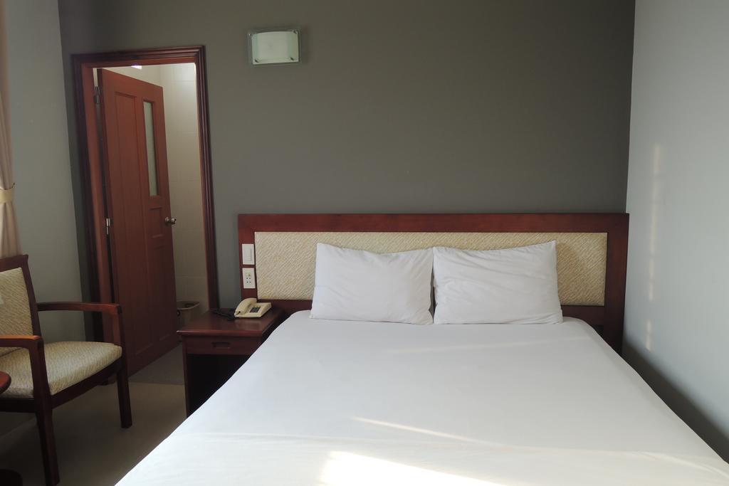 Ocean Bay Hotel Nha Trang Zimmer foto